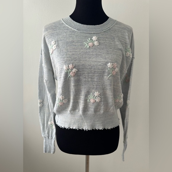 🦋WILDFOX Sweater - Picture 3 of 10